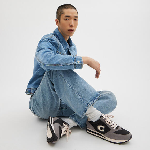 Runner Sneaker - Picture 1 of 4